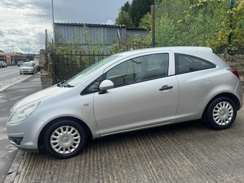 Used Vauxhall Corsa 2009 for sale - 75723120: Photo