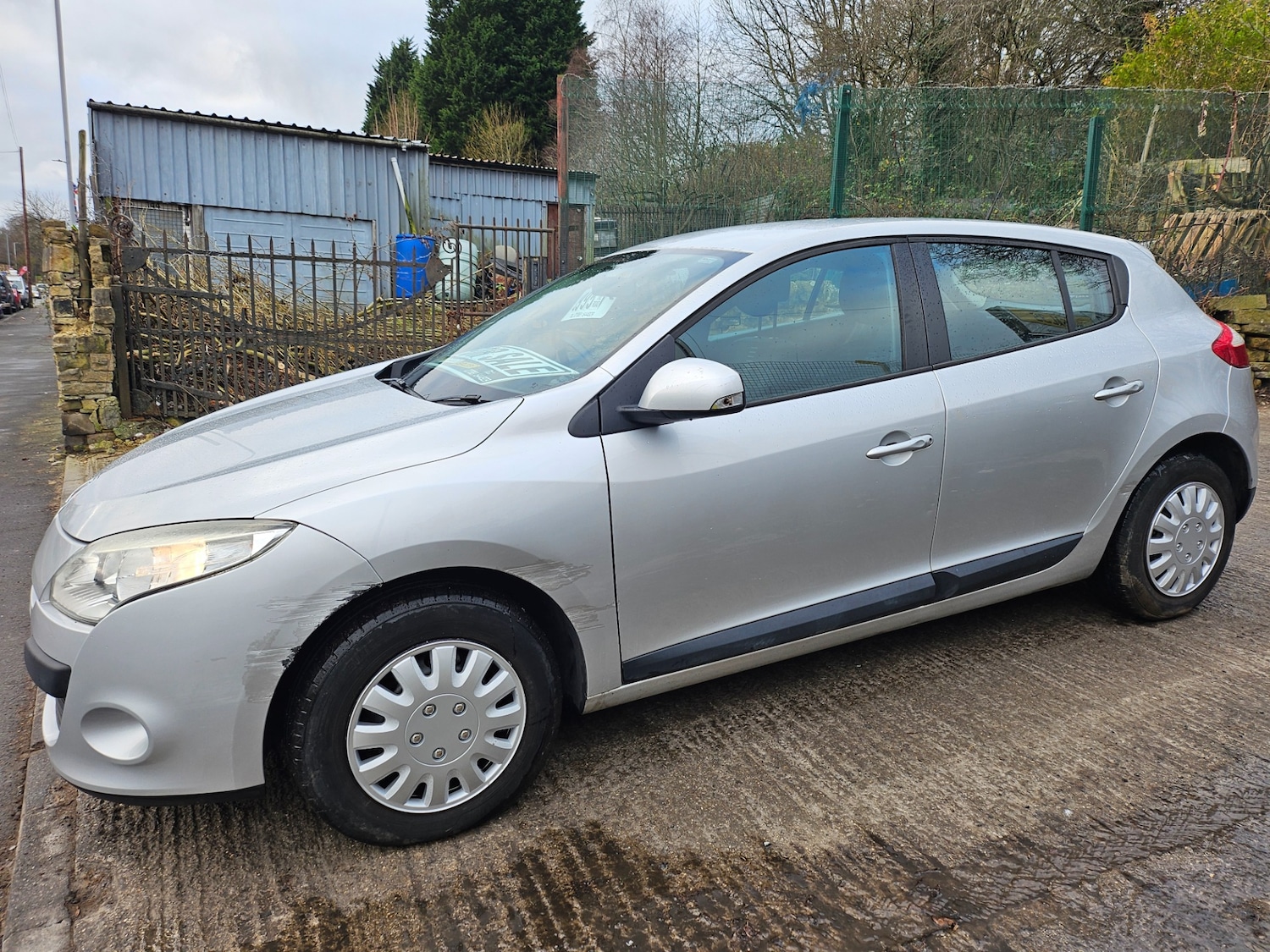 Used Renault Megane 2010 for sale - 77069079: Photo 3