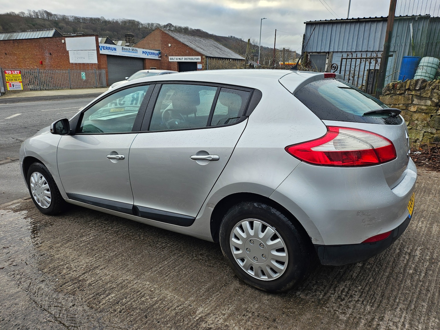 Used Renault Megane 2010 for sale - 77069079: Photo 4
