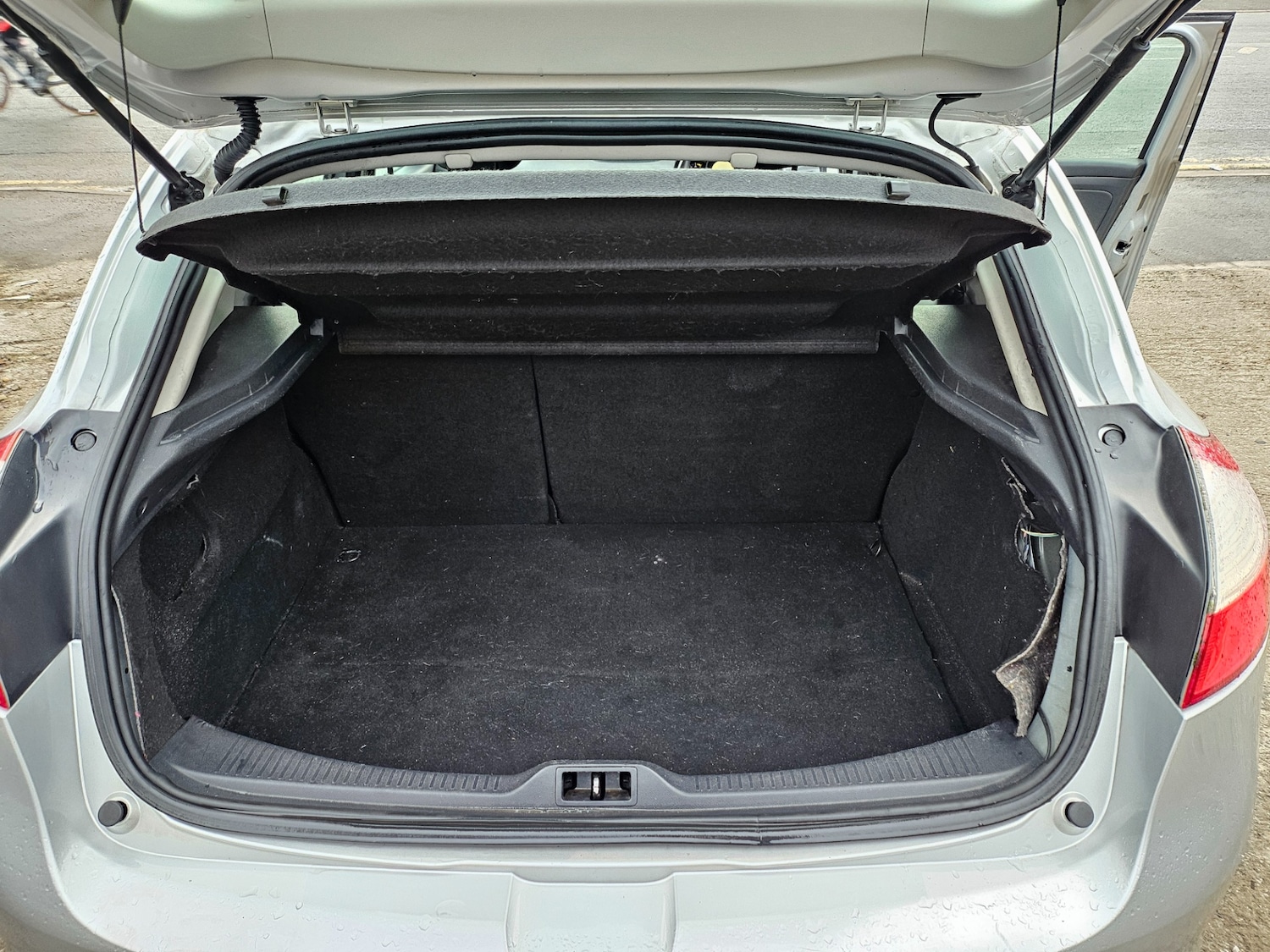 Used Renault Megane 2010 for sale - 77069079: Photo 7