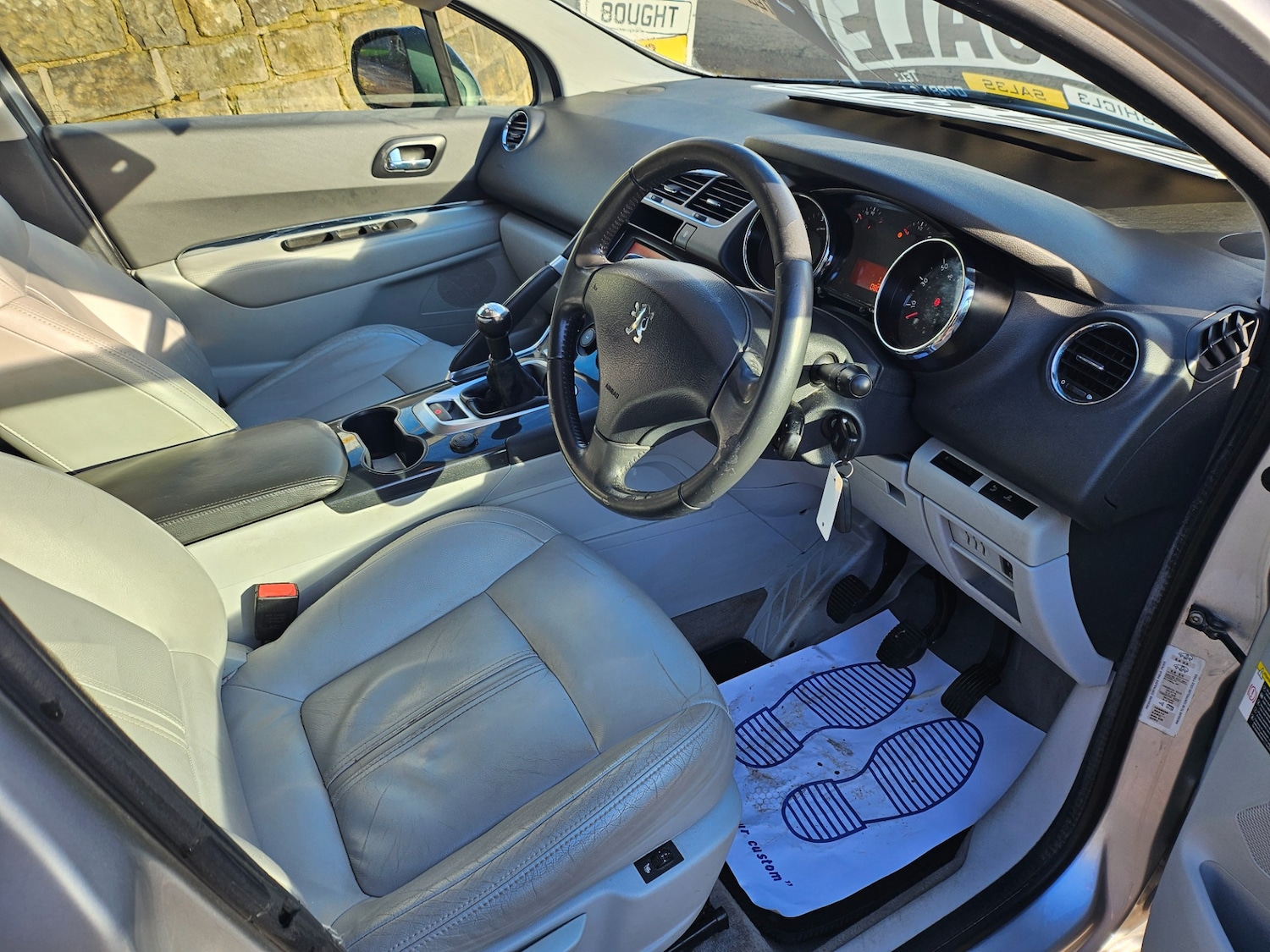 Used Peugeot 3008 2010 for sale - 76626011: Photo 9