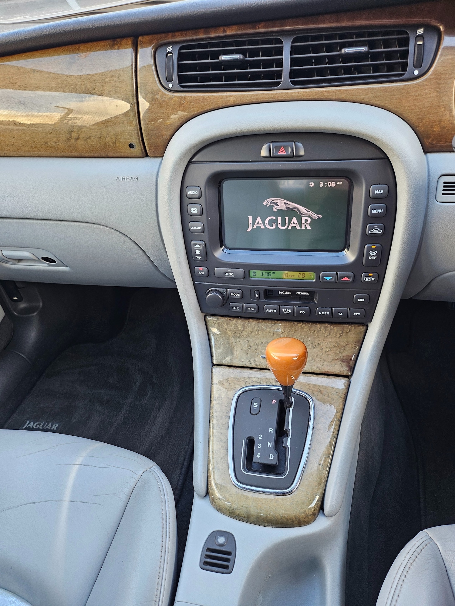 Used Jaguar X-Type 2001 for sale - 76893010: Photo 10