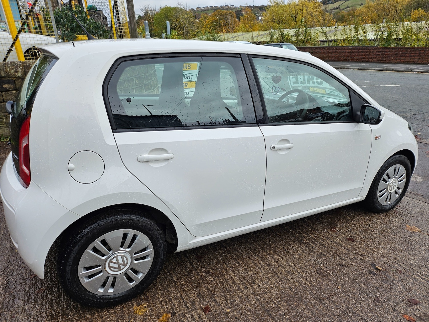 Used Volkswagen up! 2013 for sale - 76450012: Photo 6