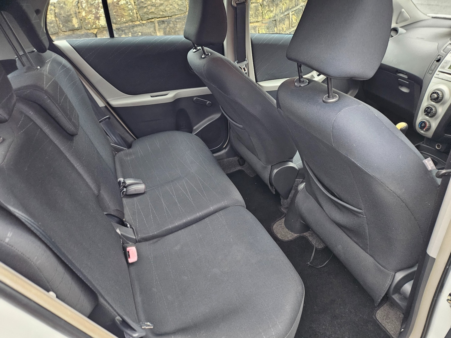 Used Toyota Yaris 2006 for sale - 76985148: Photo 6