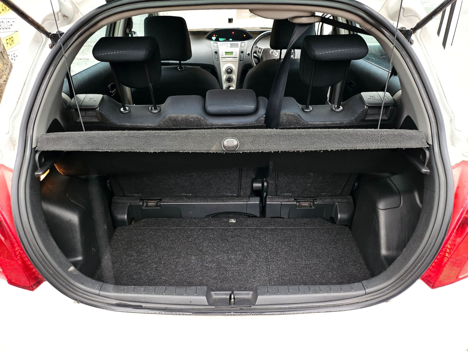 Used Toyota Yaris 2006 for sale - 76985148: Photo 8