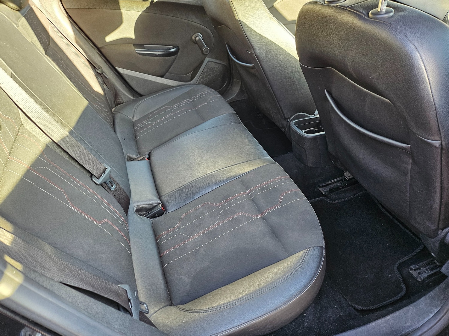 Used Vauxhall Astra 2012 for sale - 76892617: Photo 8