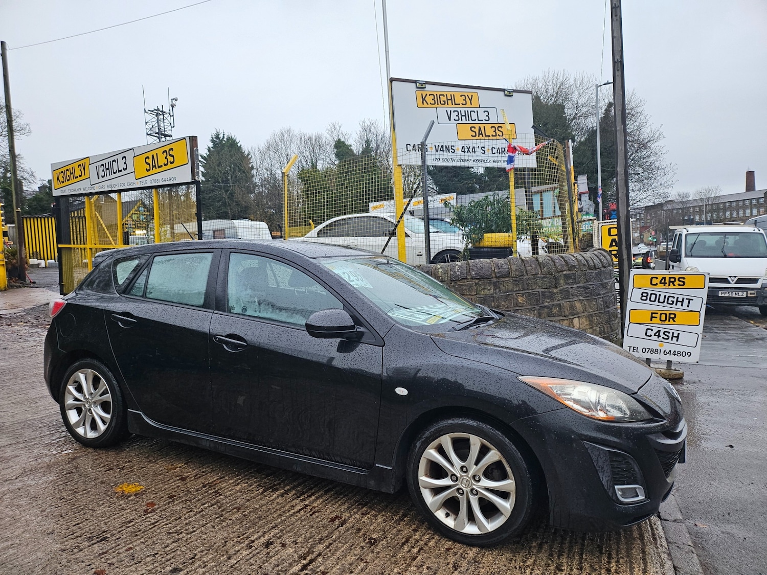 Used Mazda Mazda3 2011 for sale - 76580320: Photo 1