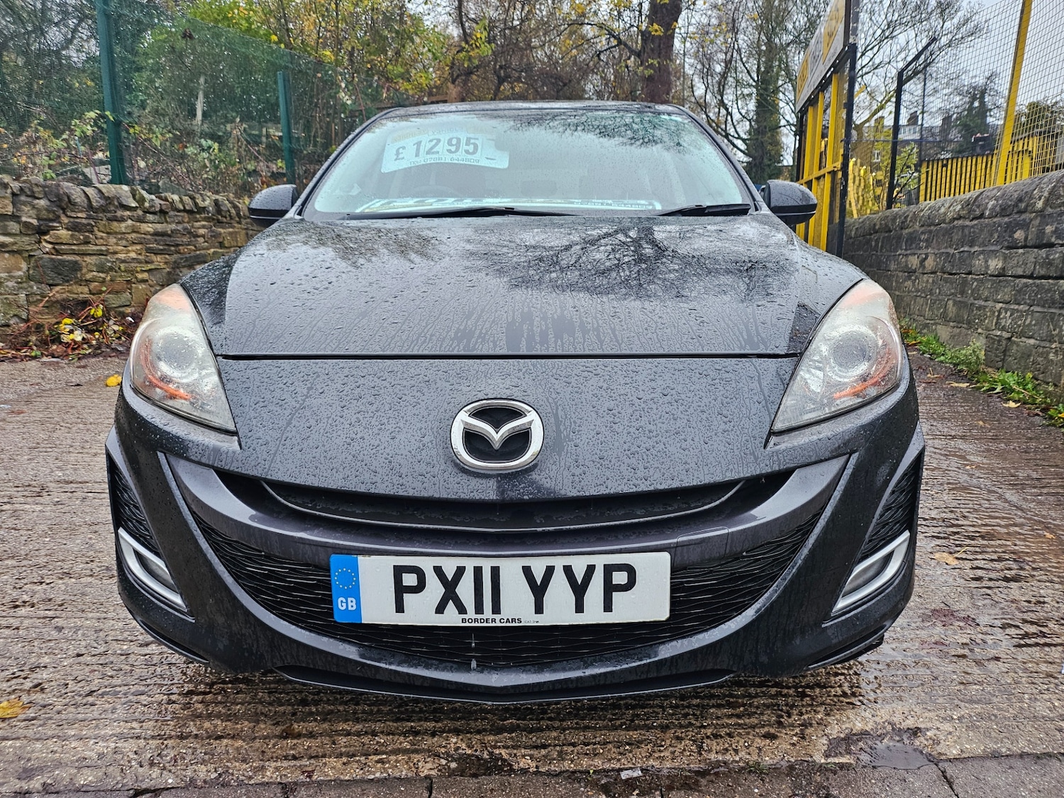 Used Mazda Mazda3 2011 for sale - 76580320: Photo 2