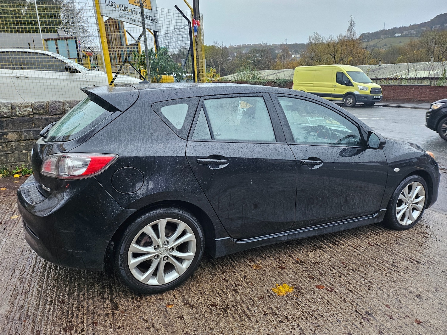 Used Mazda Mazda3 2011 for sale - 76580320: Photo 6