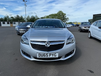 Vauxhall - Insignia