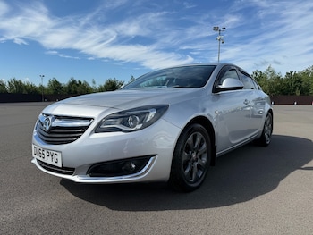 Used Vauxhall Insignia 2015 for sale - 76220637: Photo