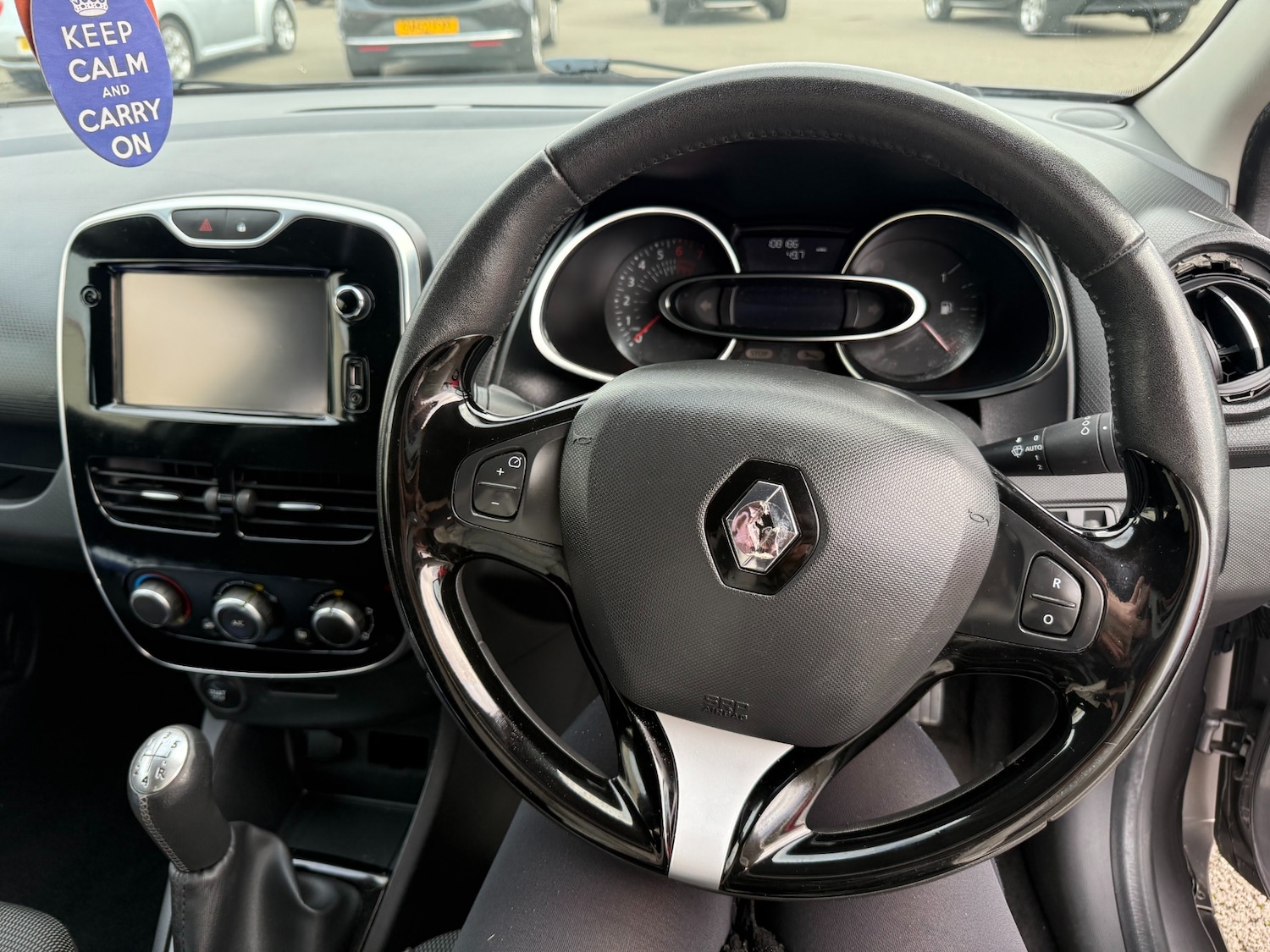 Used Renault Clio 2016 for sale - 76638025: Photo 3