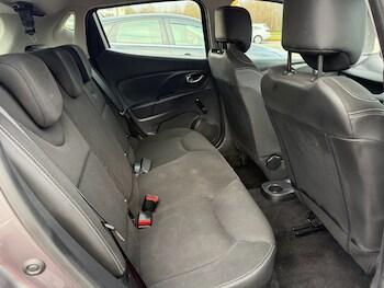 Used Renault Clio 2016 for sale - 76638025: Photo