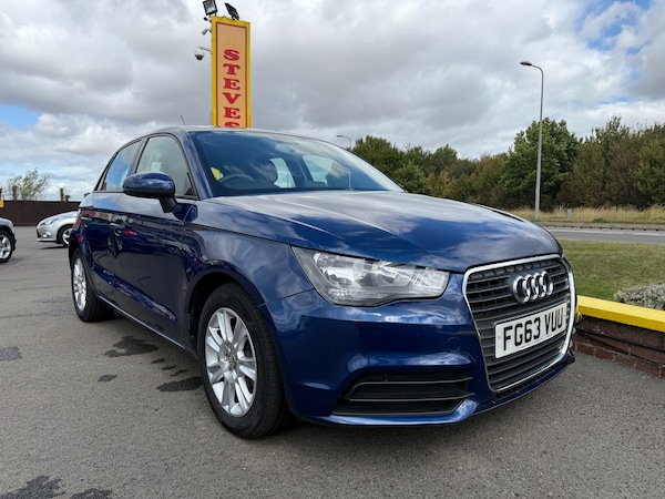Used Audi A1 2013 for sale - 76221651: Photo 2