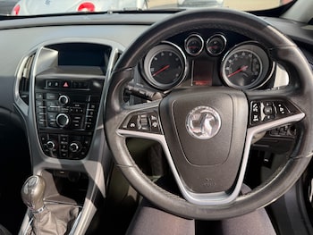 Used Vauxhall Astra GTC 2014 for sale - 76221617: Photo