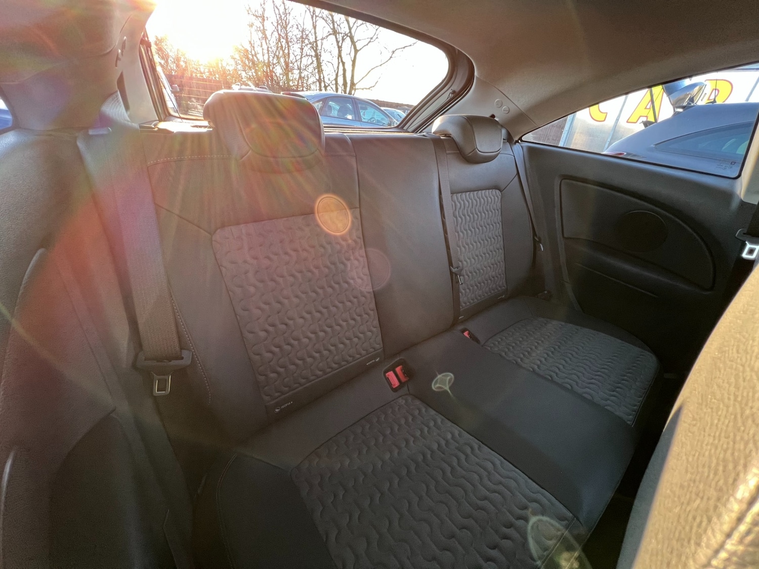 Used Vauxhall Corsa 2011 for sale - 76230907: Photo 4