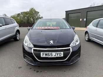 Used Peugeot 208 2016 for sale - 76220528: Photo