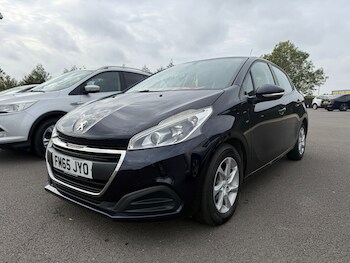 Used Peugeot 208 2016 for sale - 76220528: Photo