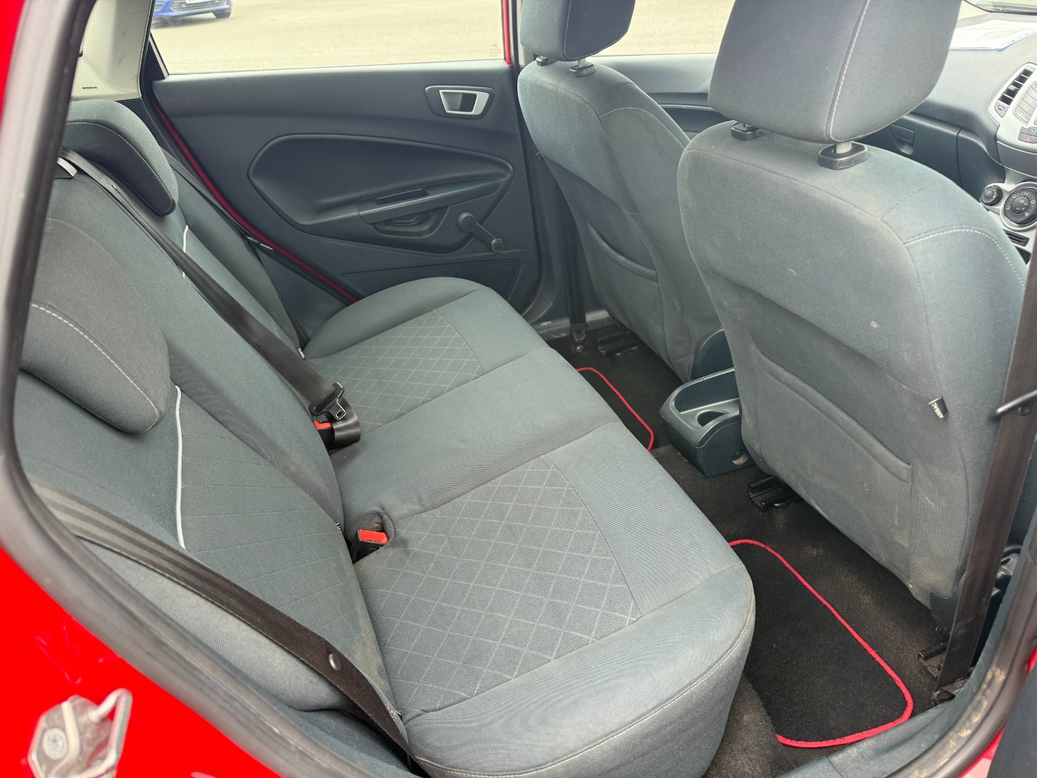 Used Ford Fiesta 2012 for sale - 76221893: Photo 4