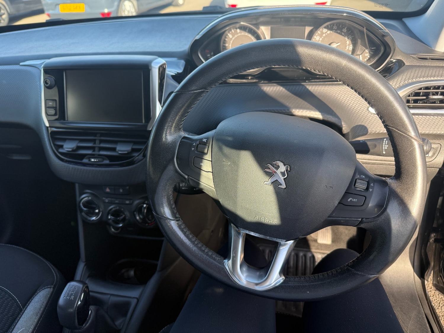 Used Peugeot 208 2016 for sale - 76219567: Photo 3