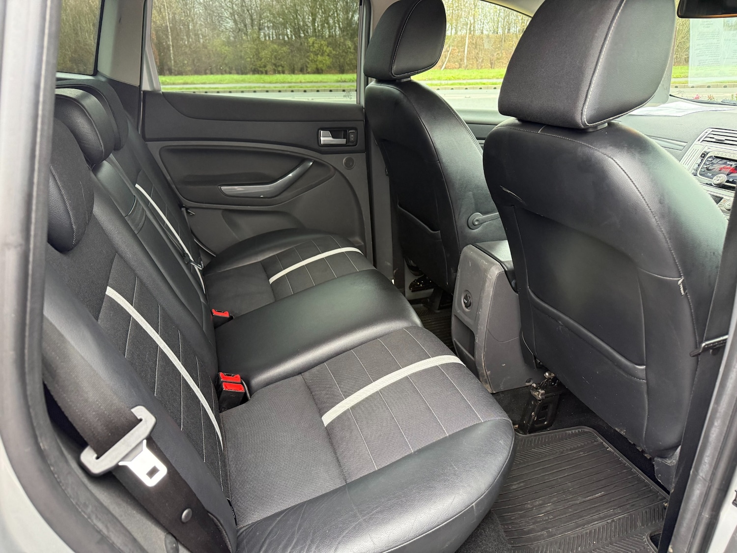 Used Ford Kuga 2012 for sale - 76719099: Photo 4