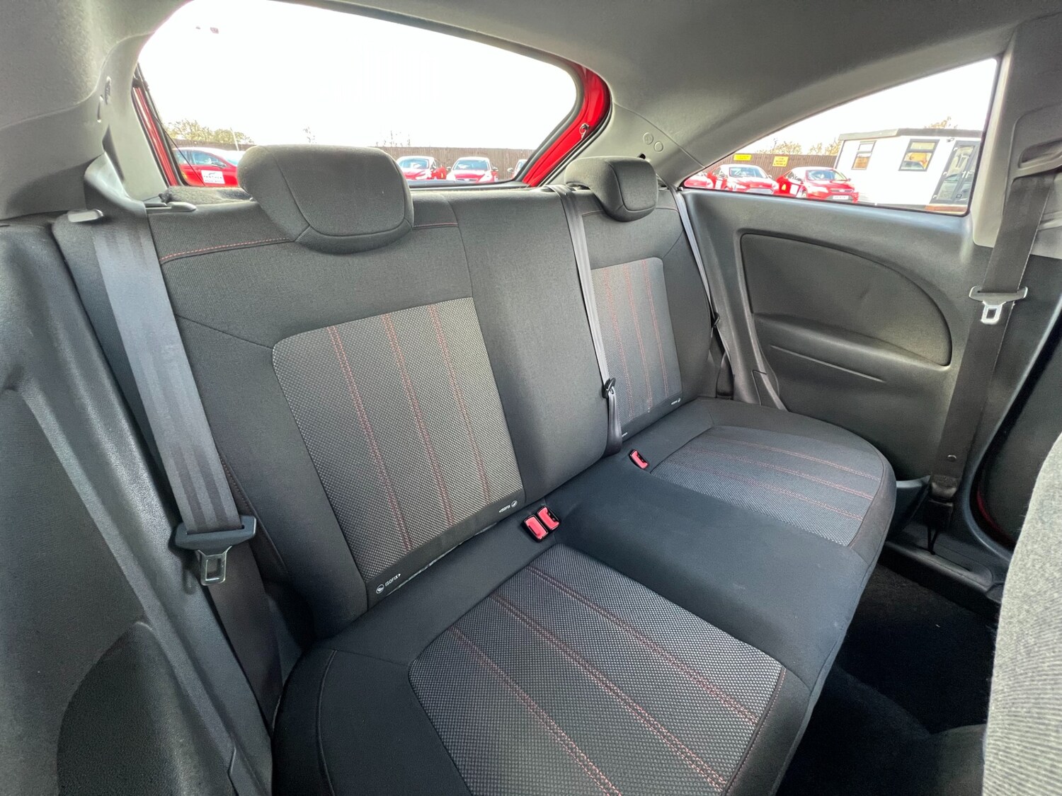 Used Vauxhall Corsa 2014 for sale - 76221040: Photo 4