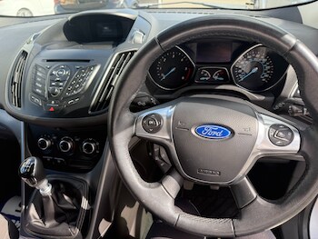 Used Ford Kuga 2013 for sale - 76221884: Photo
