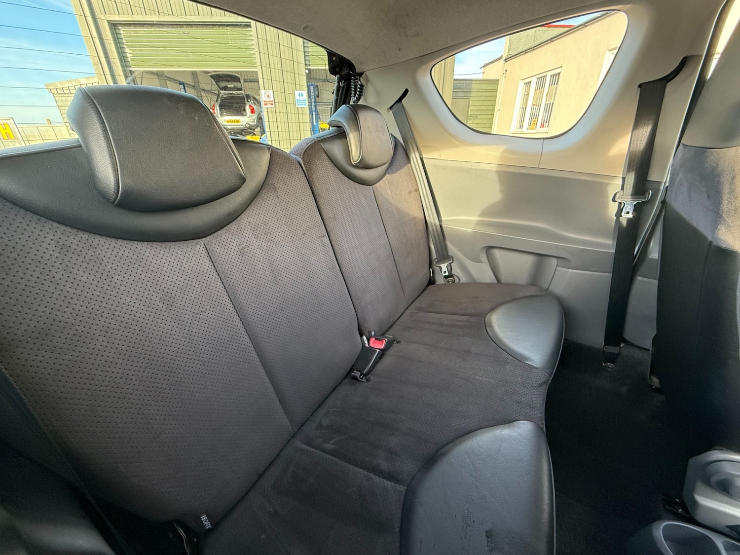 Used Toyota AYGO 2008 for sale - 76221970: Photo 4