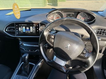 Used Peugeot 308 2016 for sale - 76706659: Photo