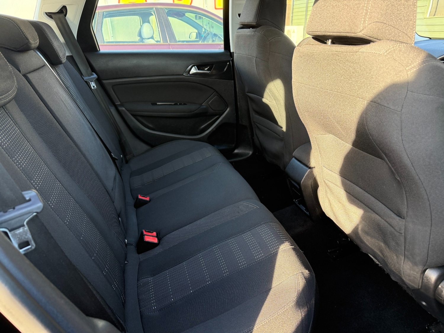 Used Peugeot 308 2016 for sale - 76706659: Photo 4