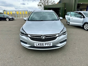 Used Vauxhall Astra 2016 for sale - 76219237: Photo