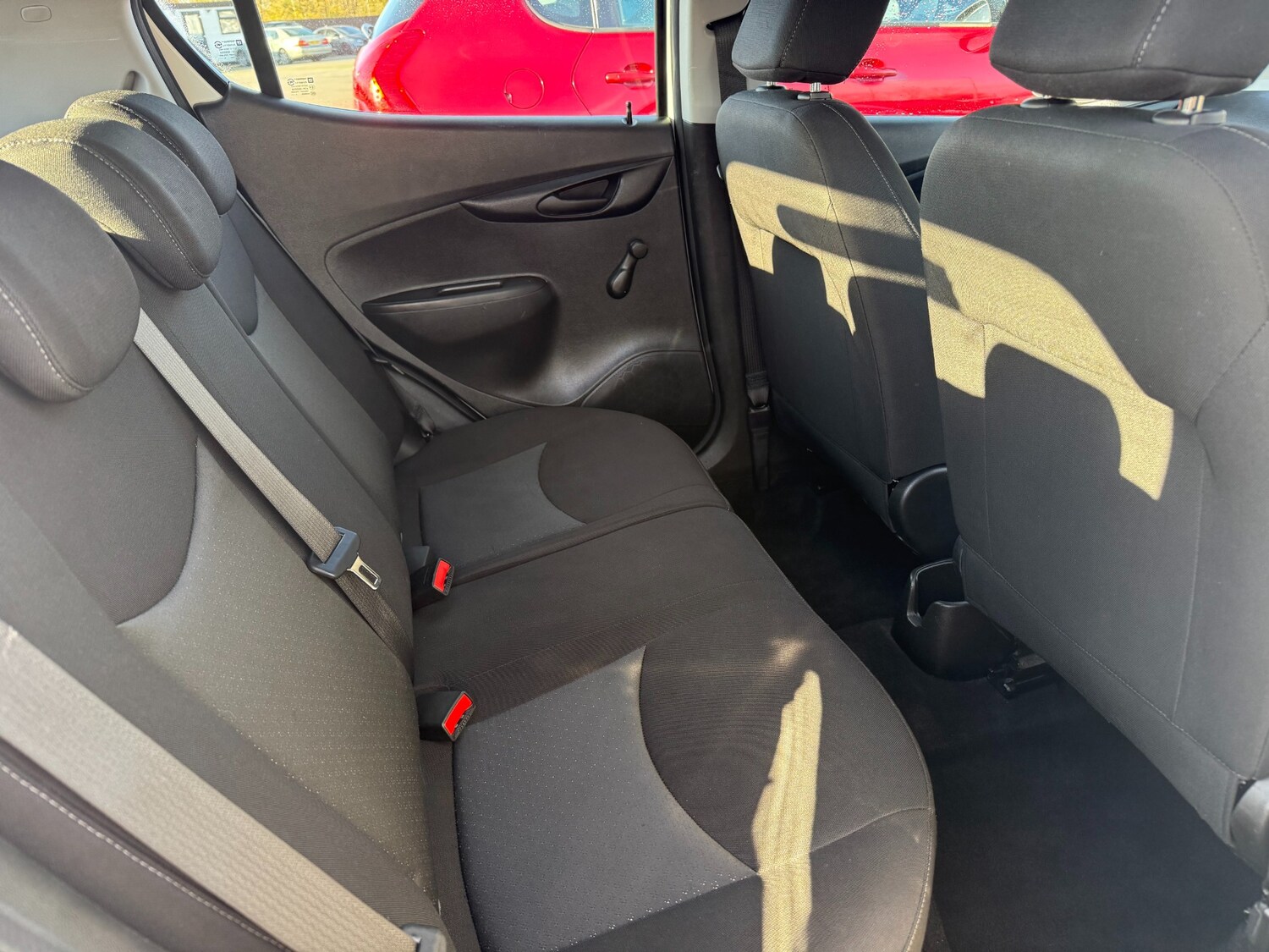 Used Vauxhall Viva 2016 for sale - 76611478: Photo 4