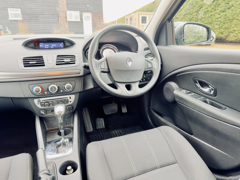 Used Renault Megane 2014 for sale - 77211307: Photo 16