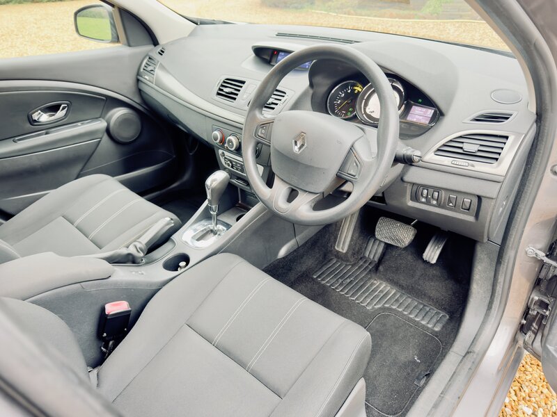 Used Renault Megane 2014 for sale - 77211307: Photo 18