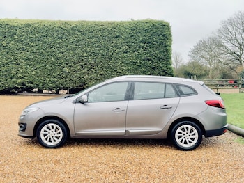 Used Renault Megane 2014 for sale - 77211307: Photo
