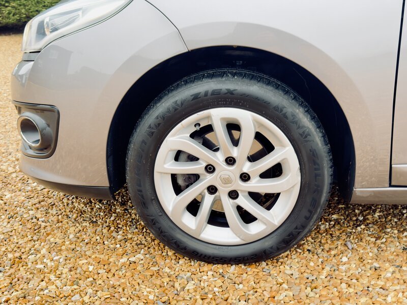 Used Renault Megane 2014 for sale - 77211307: Photo 5