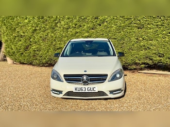 Used Mercedes-Benz B Class 2014 for sale - 77719077: Photo