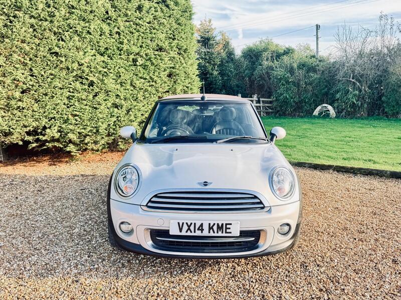 Used MINI Convertible 2014 for sale - 76920139: Photo 10