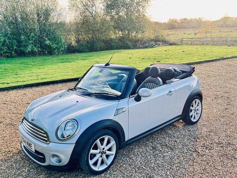 Used MINI Convertible 2014 for sale - 76920139: Photo 11