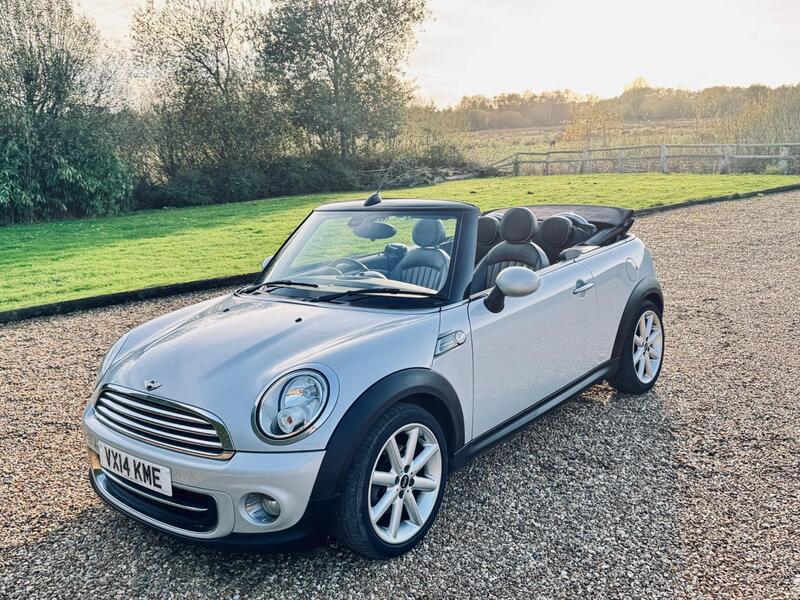 Used MINI Convertible 2014 for sale - 76920139: Photo 12
