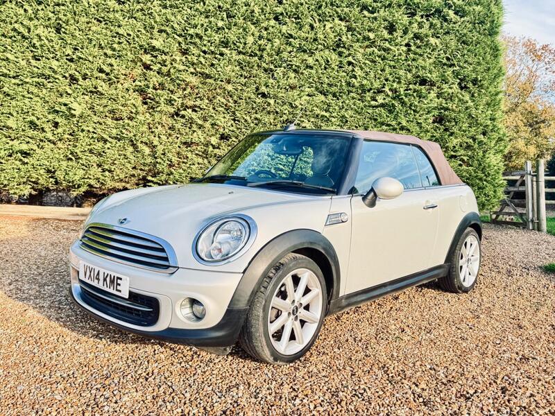 Used MINI Convertible 2014 for sale - 76920139: Photo 13