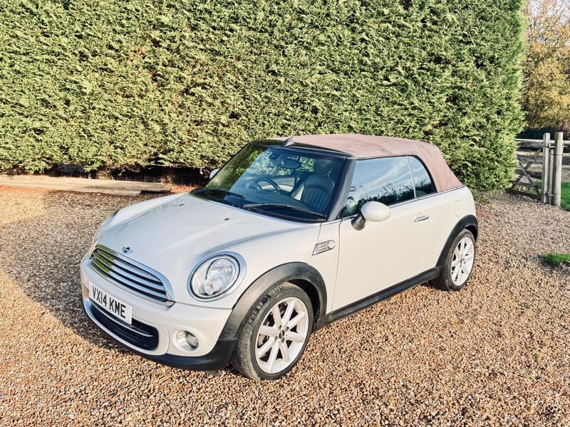 Used MINI Convertible 2014 for sale - 76920139: Photo 14