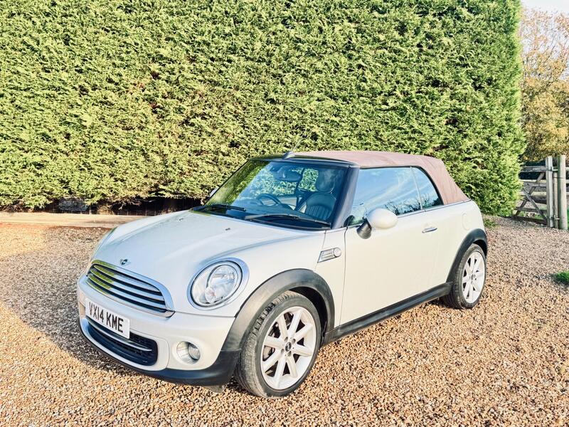 Used MINI Convertible 2014 for sale - 76920139: Photo 15