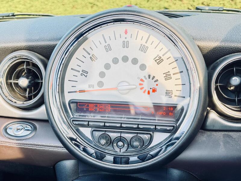 Used MINI Convertible 2014 for sale - 76920139: Photo 29