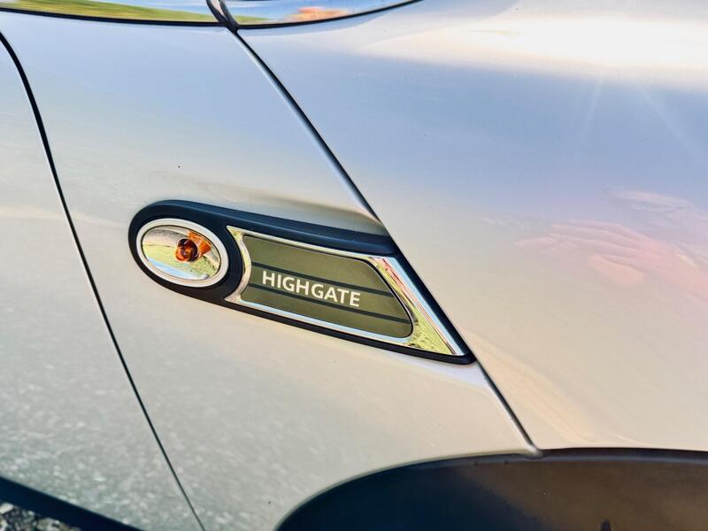 Used MINI Convertible 2014 for sale - 76920139: Photo 39