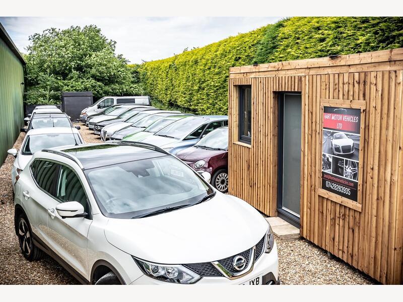 Used MINI Convertible 2014 for sale - 76920139: Photo 41