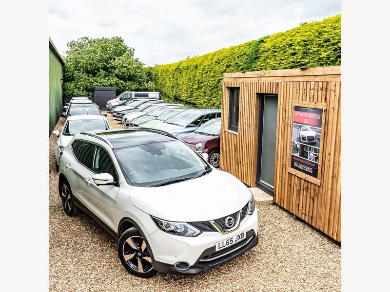 Used MINI Convertible 2014 for sale - 76920139: Photo 42