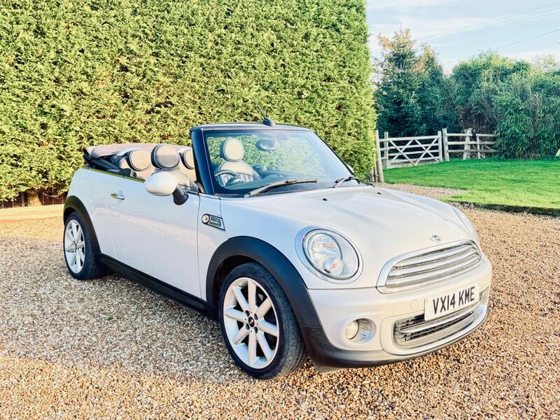 Used MINI Convertible 2014 for sale - 76920139: Photo 5