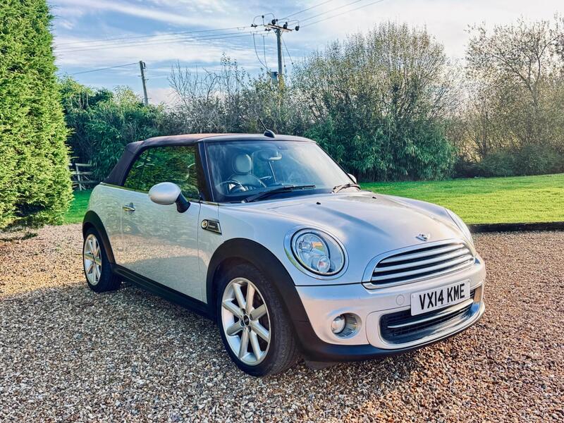 Used MINI Convertible 2014 for sale - 76920139: Photo 8