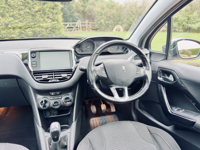 Used Peugeot 208 2016 for sale - 77187294: Photo 23